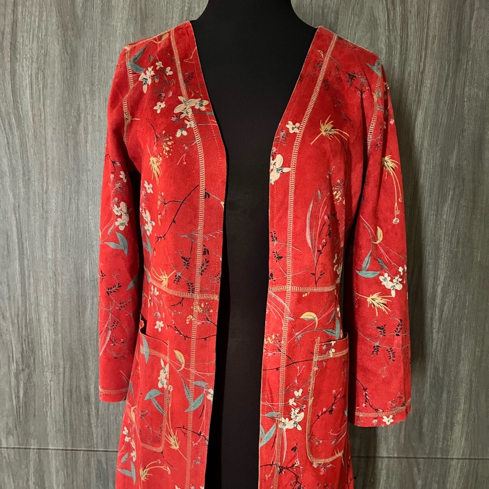 Anthropologie Solitaire red Suede Large Floral
Open Front Kimono Jacket - Picture 2 of 10